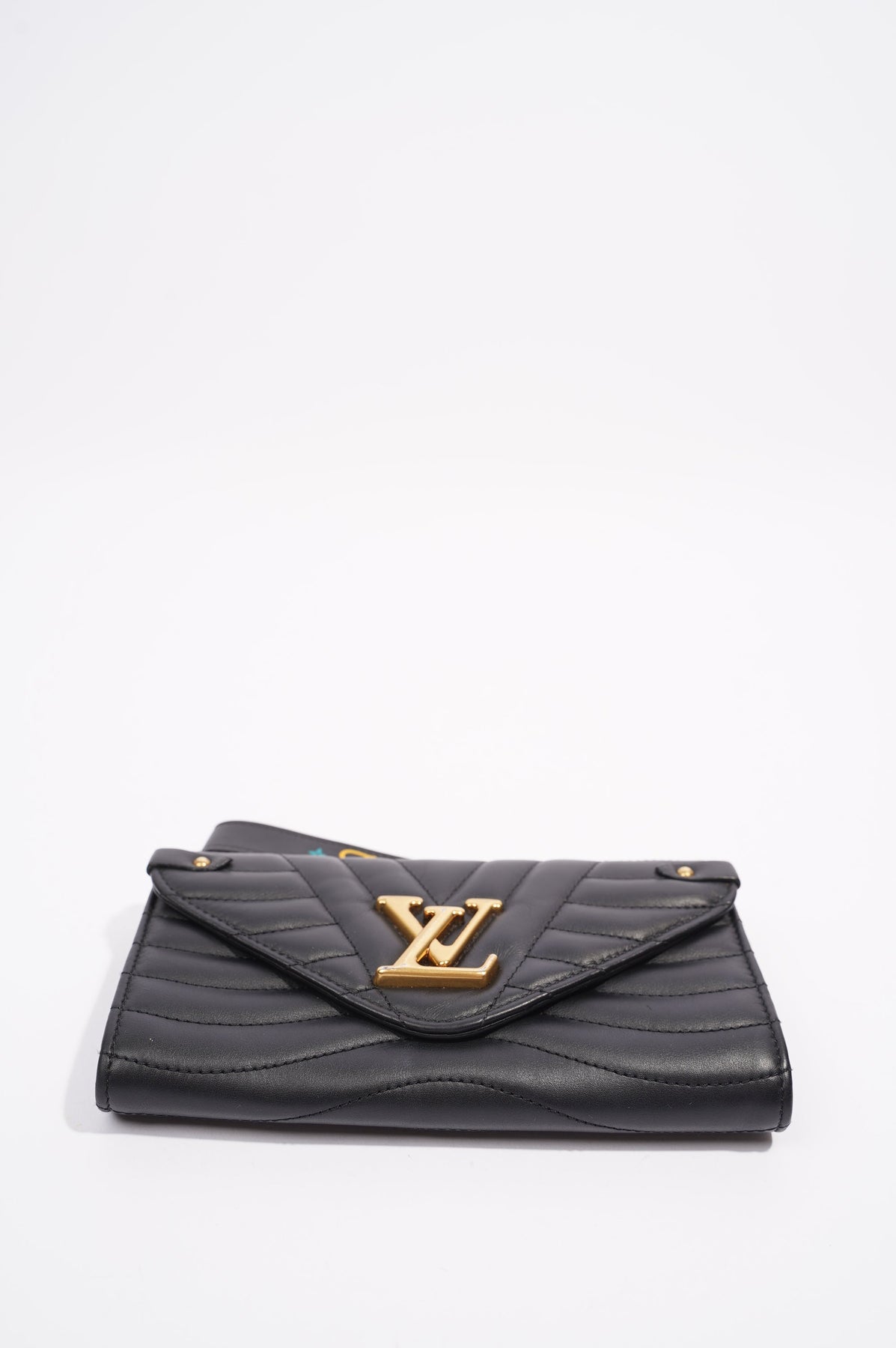 Louis Vuitton Womens New Wave Long Wallet Black Leather – Luxe Collective