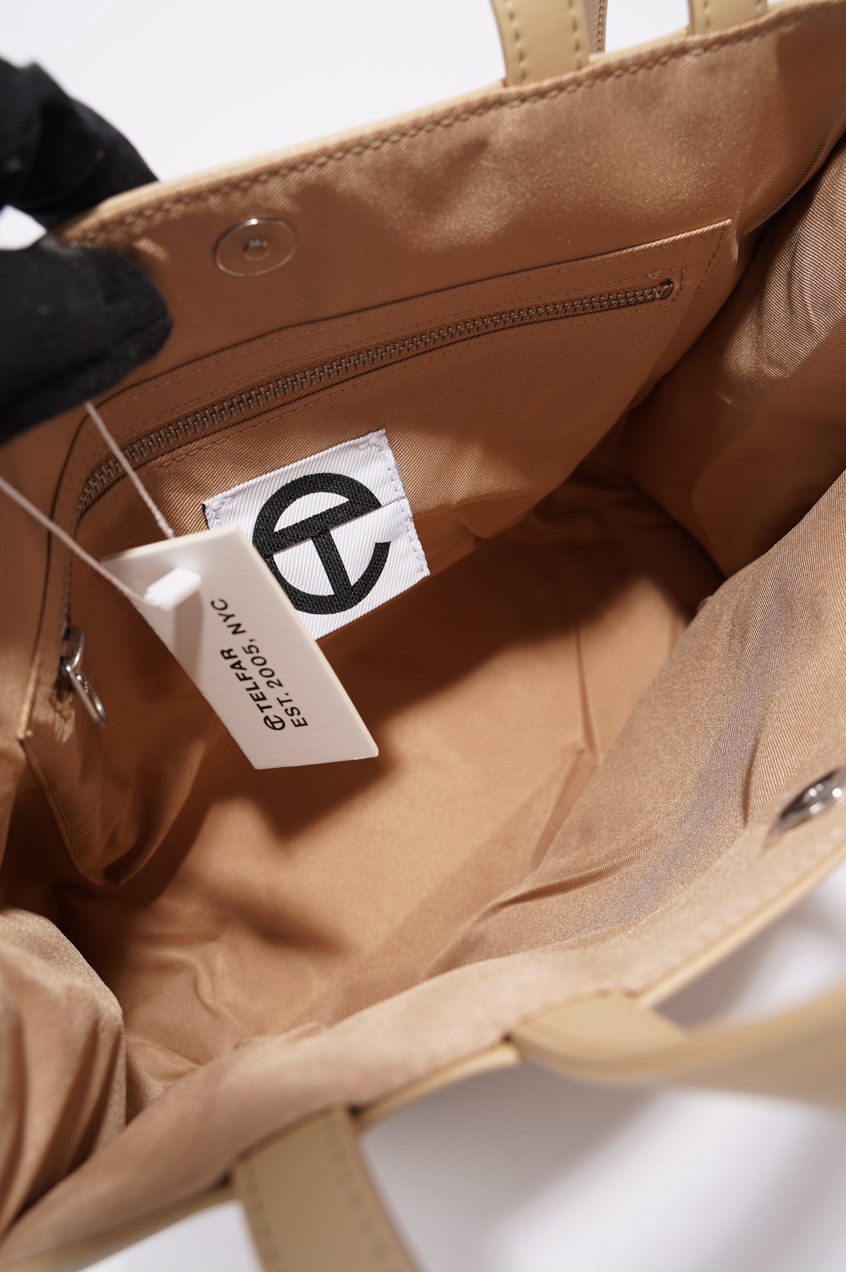 Telfar Shopping Bag Cream Medium – Luxe Collective