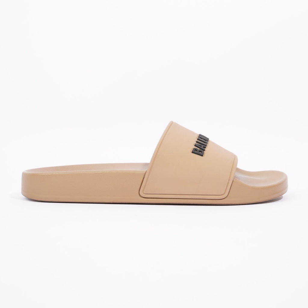 Beige best sale balenciaga slides