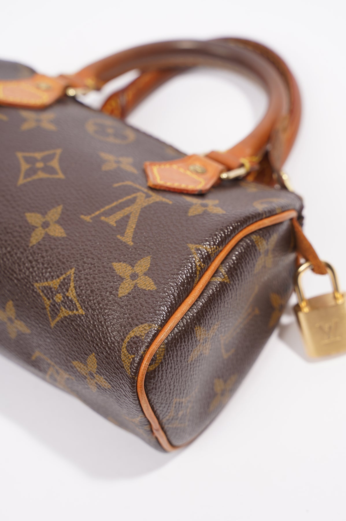 Louis Vuitton Womens Nano Speedy Monogram / Brown – Luxe Collective