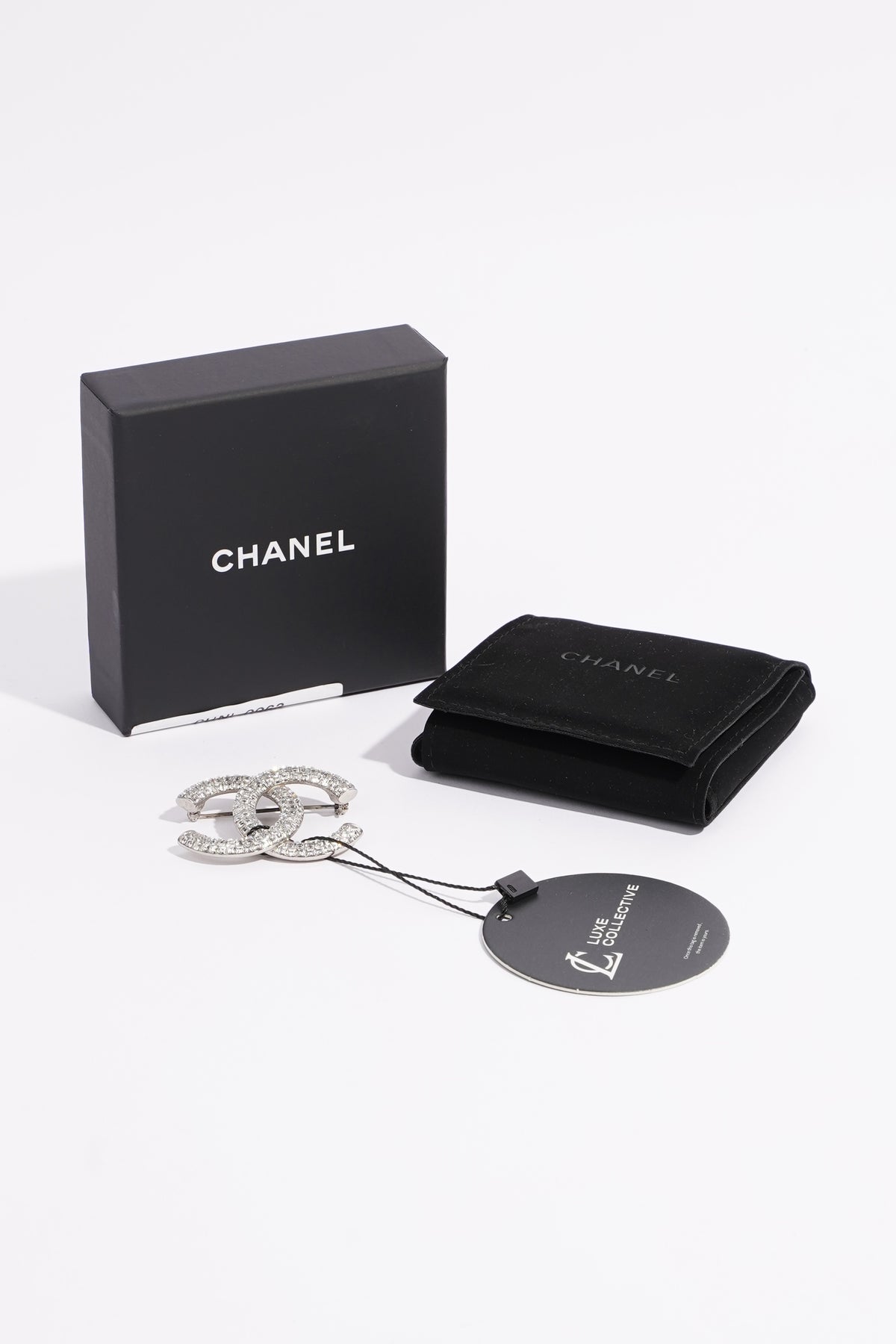Chanel Womens CC Brooch Silver Finish Base Metal – Luxe Collective