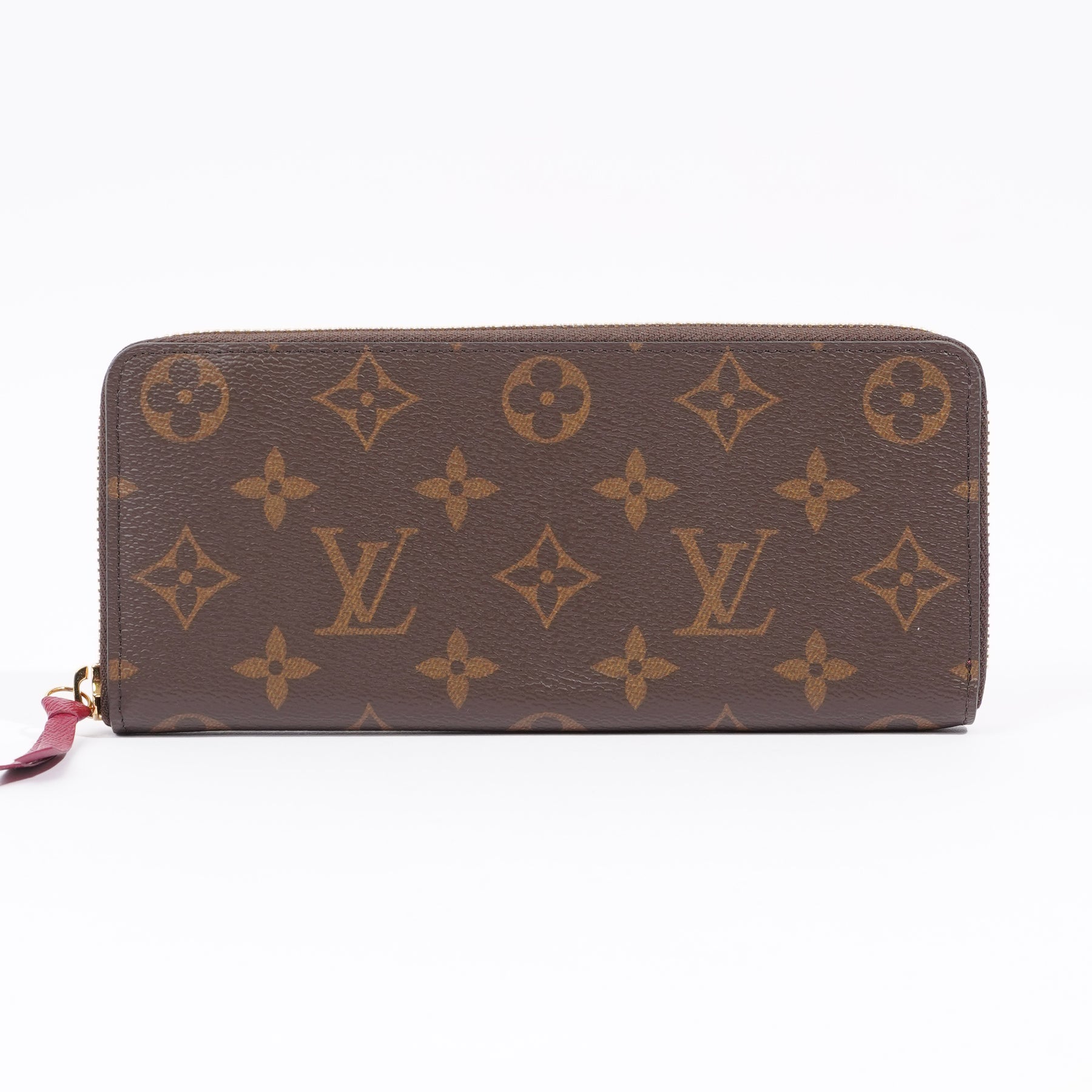 Zippy or Clemence?? They look so much alike, I know the Zippy is bigger but  is it worth the difference in price? : r/Louisvuitton