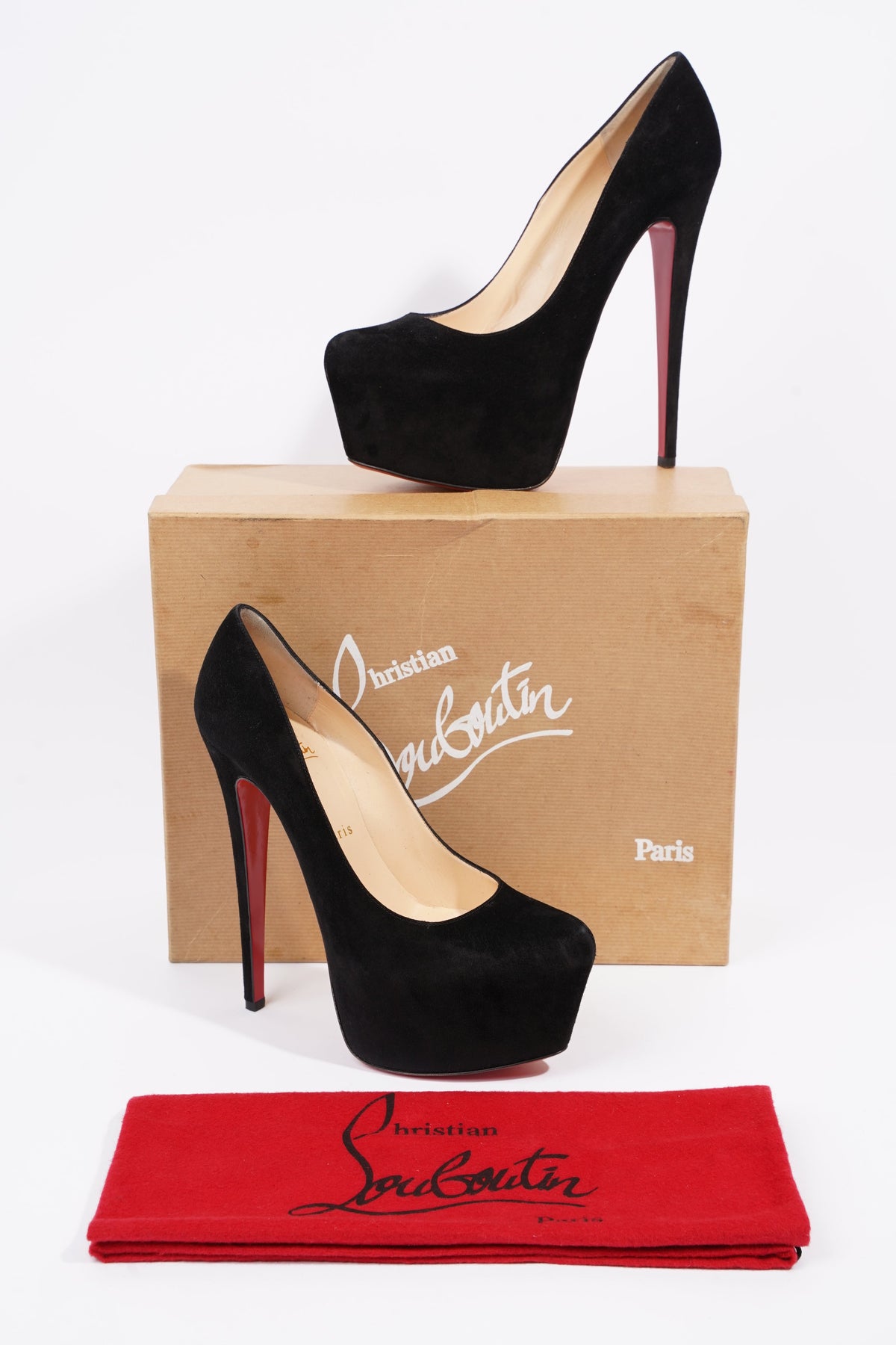 Louboutin on sale daffodile heels