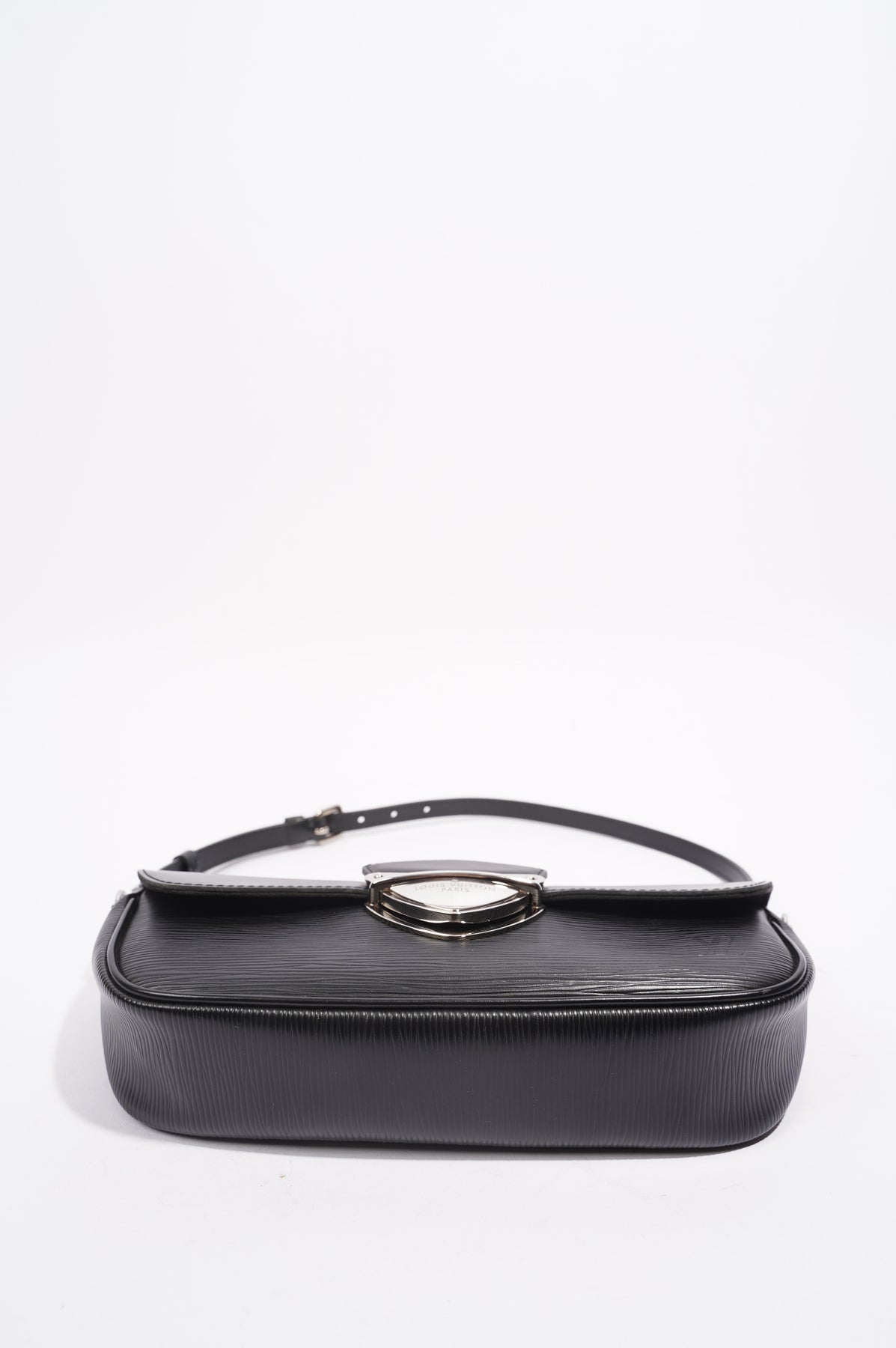 Louis Vuitton Black Epi leather Pochette Montaigne Crossbody