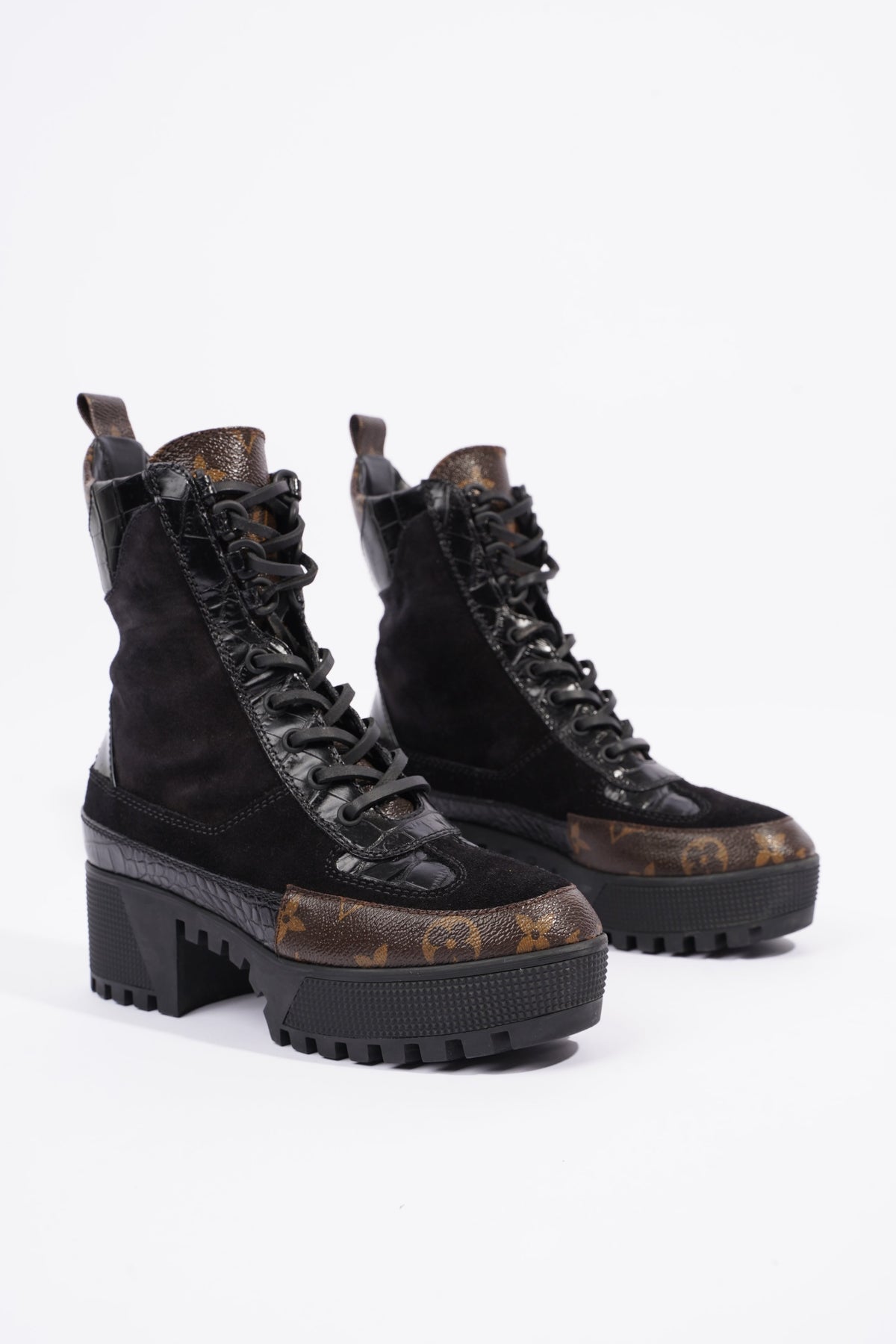 LV DESERT BOOT (BLACK AND WHITE) MONOGRAM BOOTS