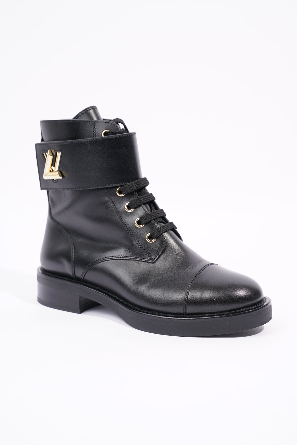 Wonderland leather lace up boots Louis Vuitton Black size 36 EU in