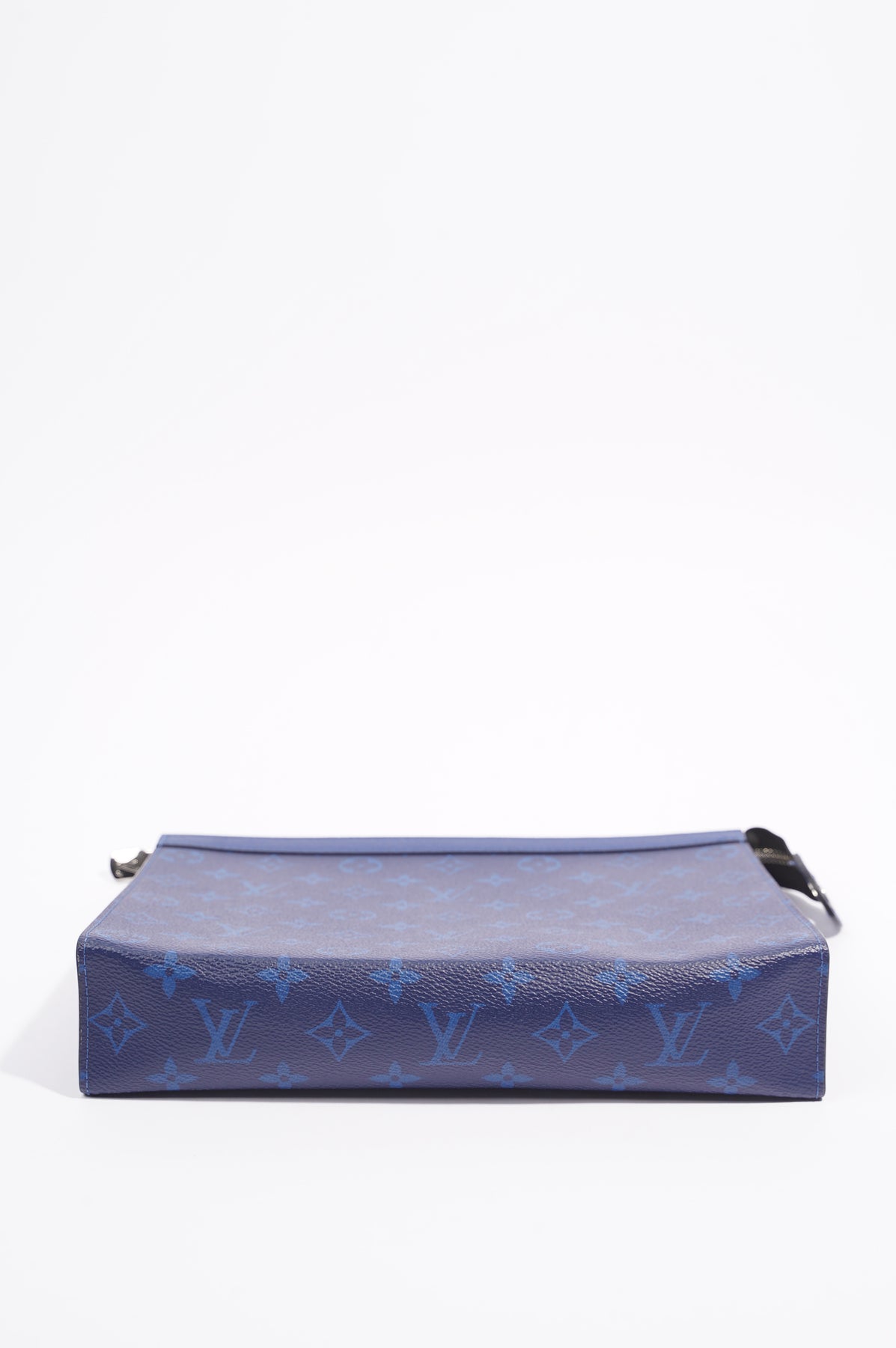 Louis Vuitton Pochette Voyage MM Monogram Bandana Bleached Blue in