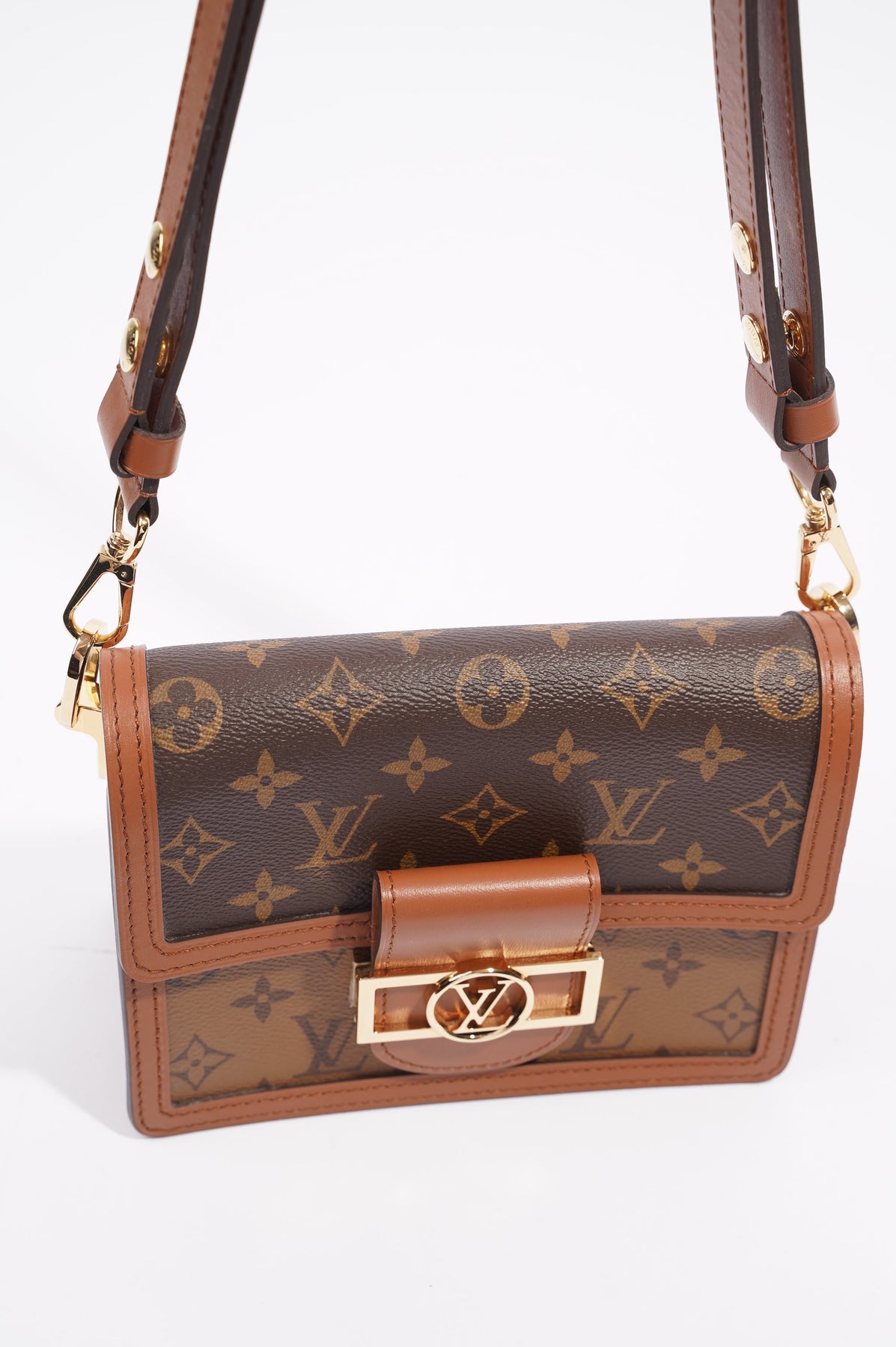 Túi đeo chéo nữ LV Louis Vuitton Mini Dauphine Lock XL Monogram Coated  Canvas