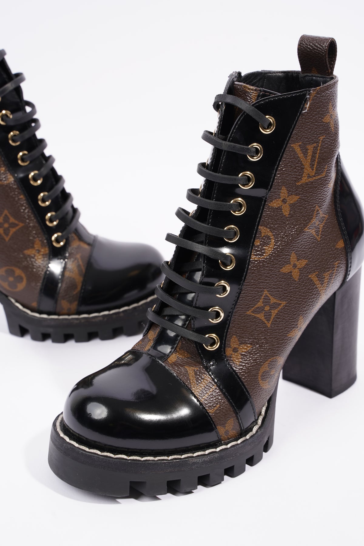Louis Vuitton Women Silver Black Star Trail Ankle Boot Size 39 US 9 UK/AU 6