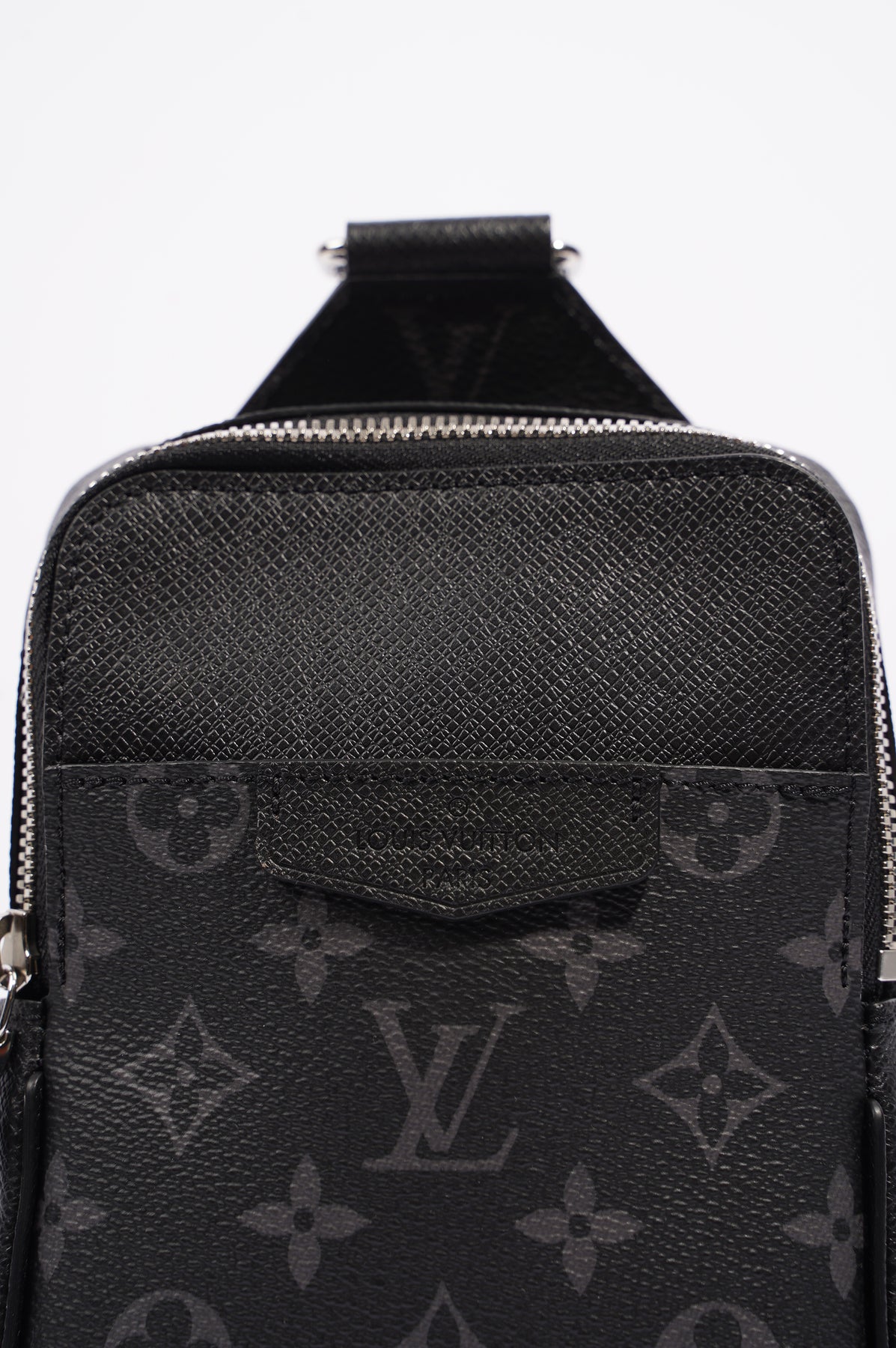 Louis Vuitton Outdoor Slingbag Taigarama crossbody bag men black leather