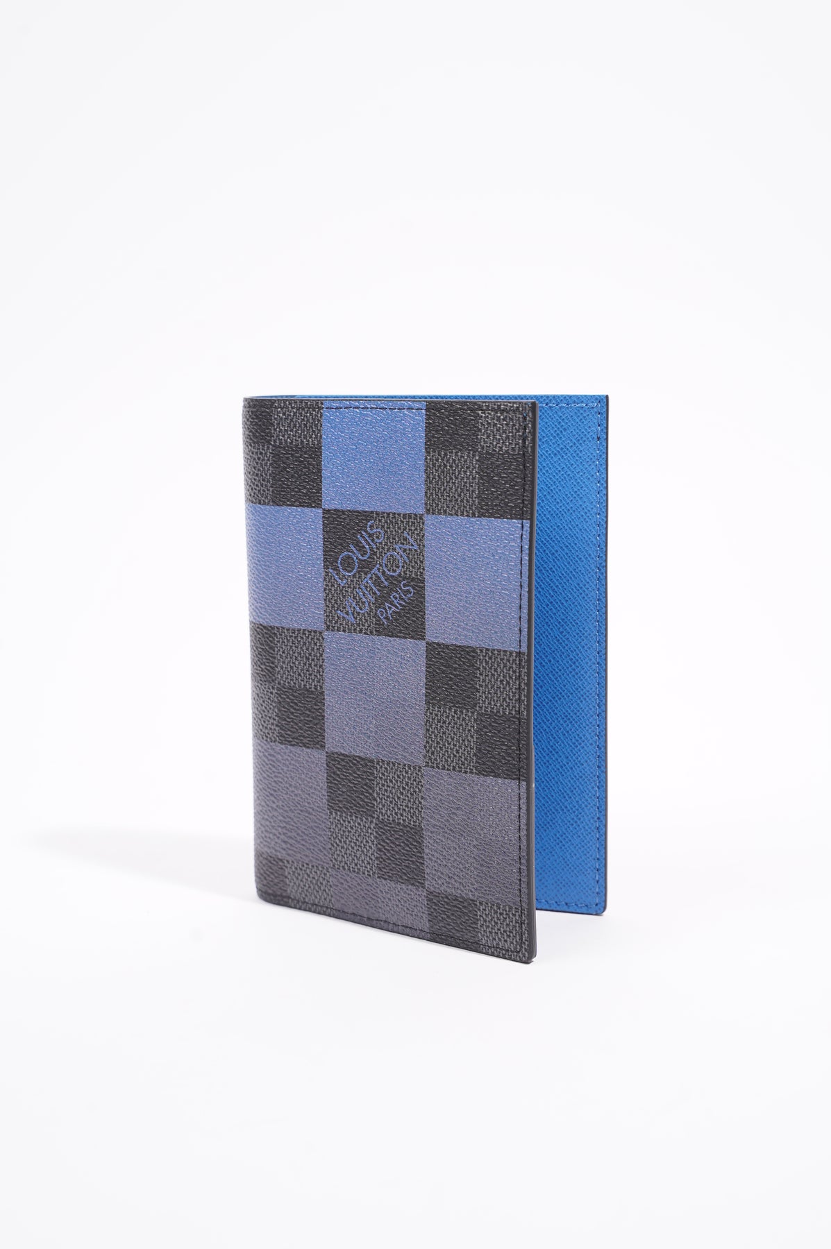 Louis Vuitton Mens Passport Cover Black / Blue – Luxe Collective