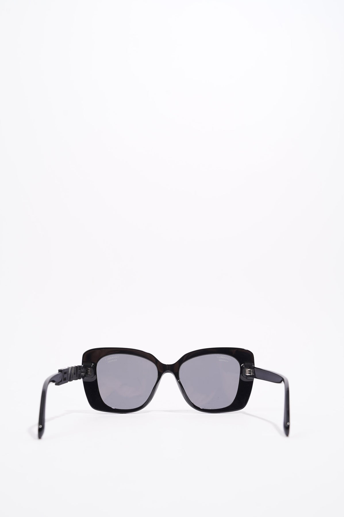 Chanel Womens 5422-B Square Sunglasses Black 140 – Luxe Collective