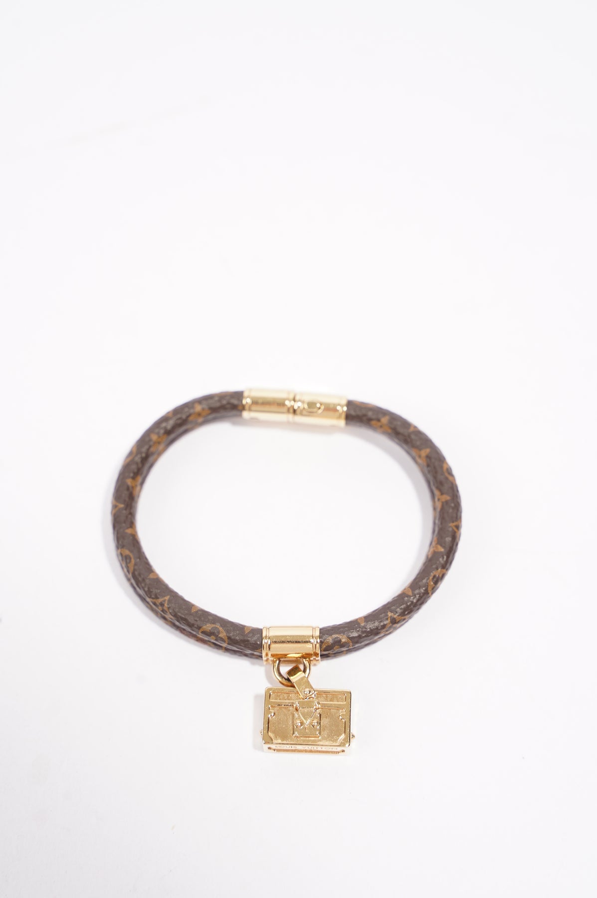 Authentic LOUIS VUITTON Petit Malle Charm Bracelet Bangle Monogram