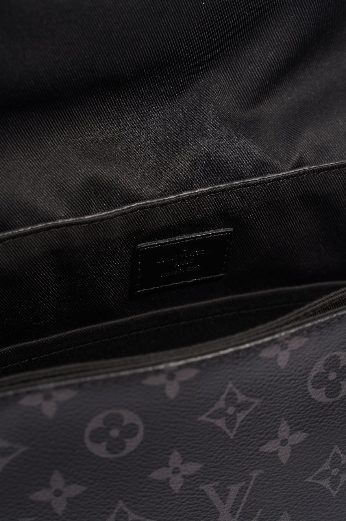 Louis Vuitton, Bags, Louis Vuitton District Messenger Bag Monogram  Eclipse Canvas Mm Black