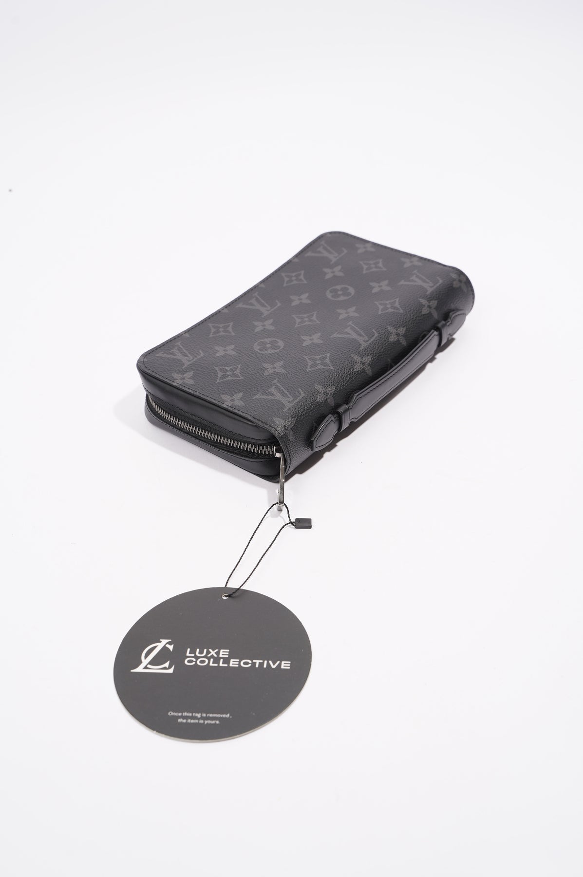 Louis Vuitton Monogram Eclipse Zippy XL Wallet (SHG-34522) – LuxeDH