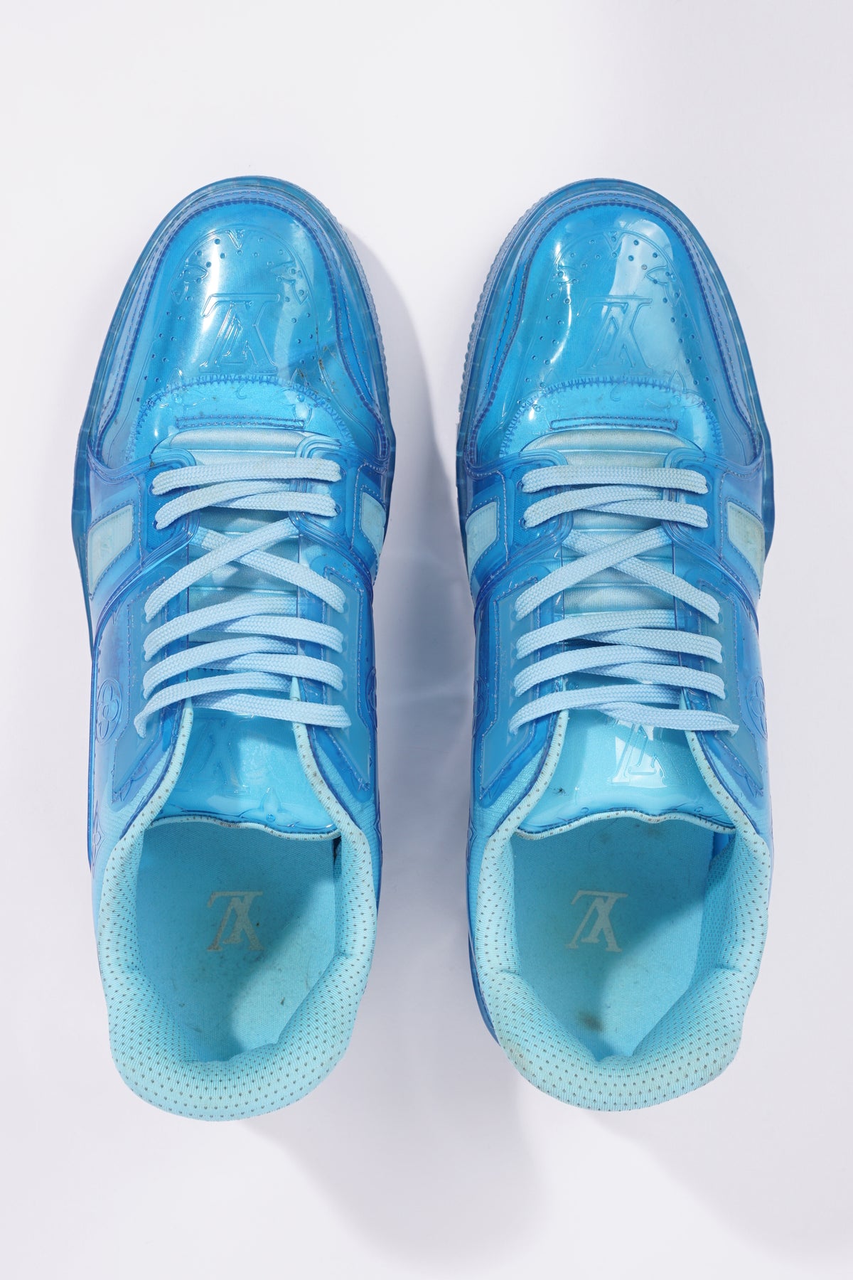 Louis Vuitton Mens Transparent Low Top Sneaker Blue EU 43 / UK 9 – Luxe  Collective