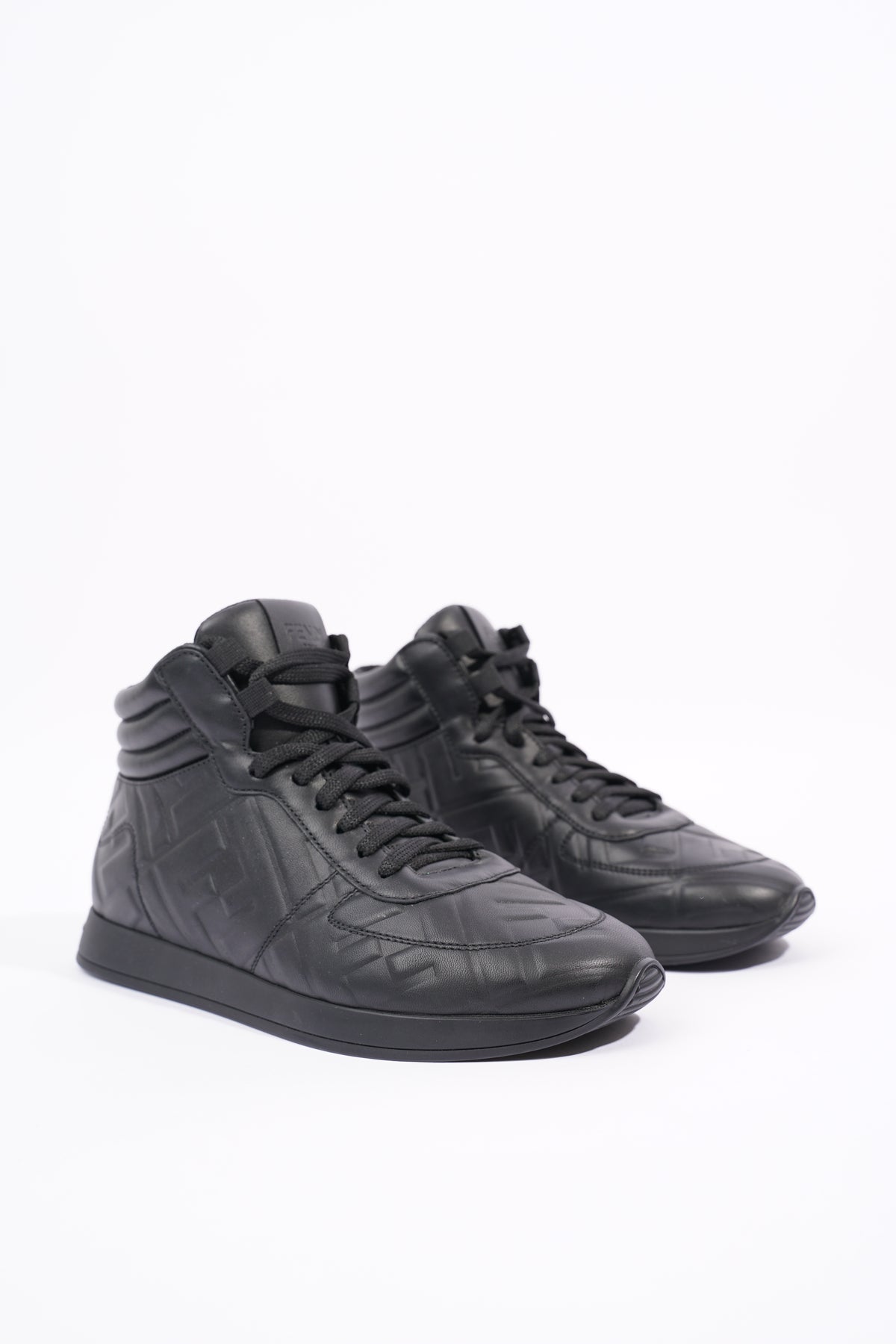 Fendi logo hotsell high top sneakers