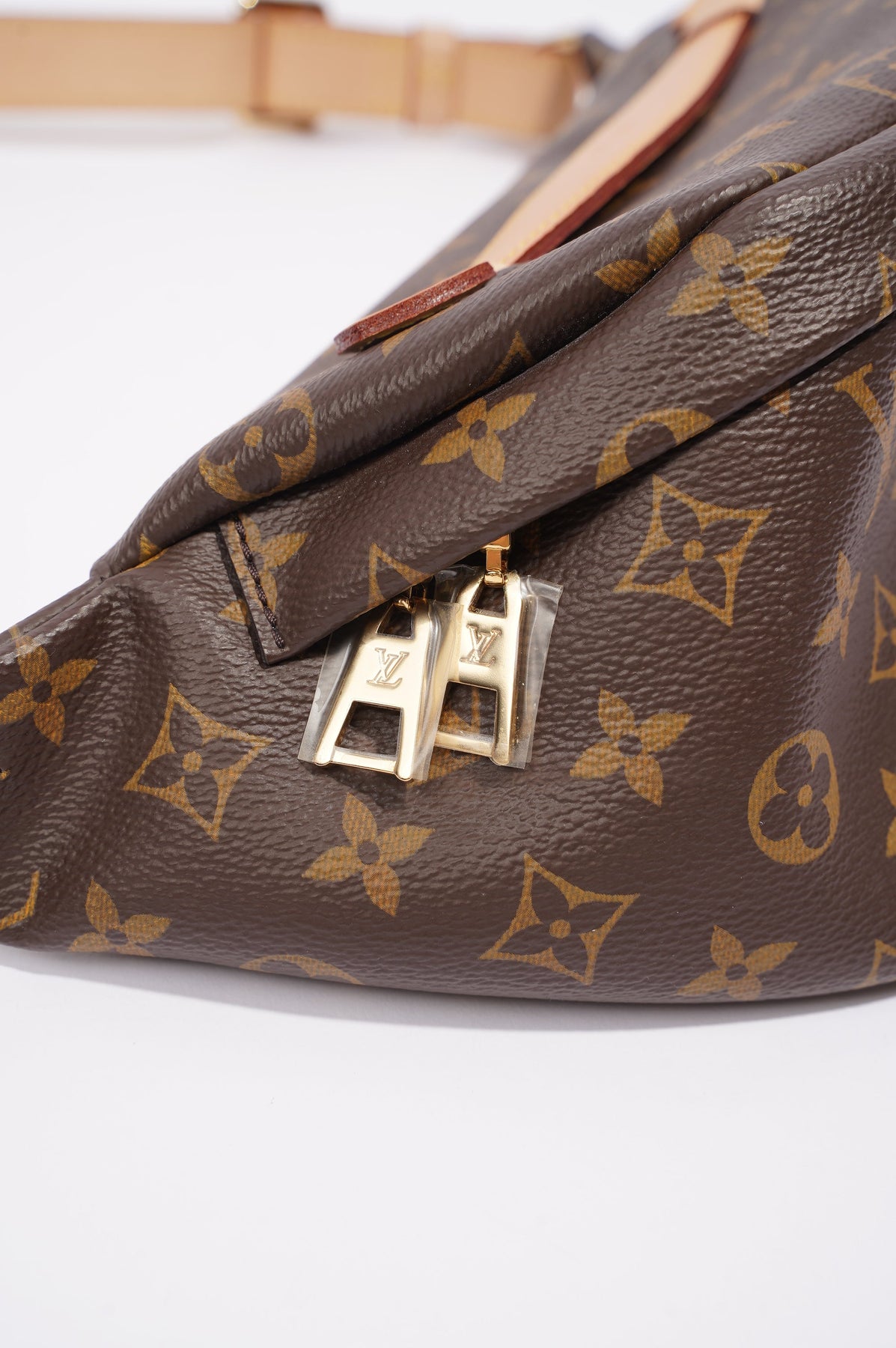 Louis Vuitton Bumbag Monogram canvas