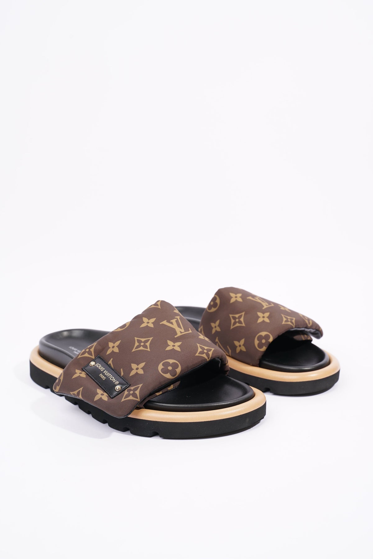 Pool pillow leather mules Louis Vuitton Black size 39 EU in Leather -  33270308