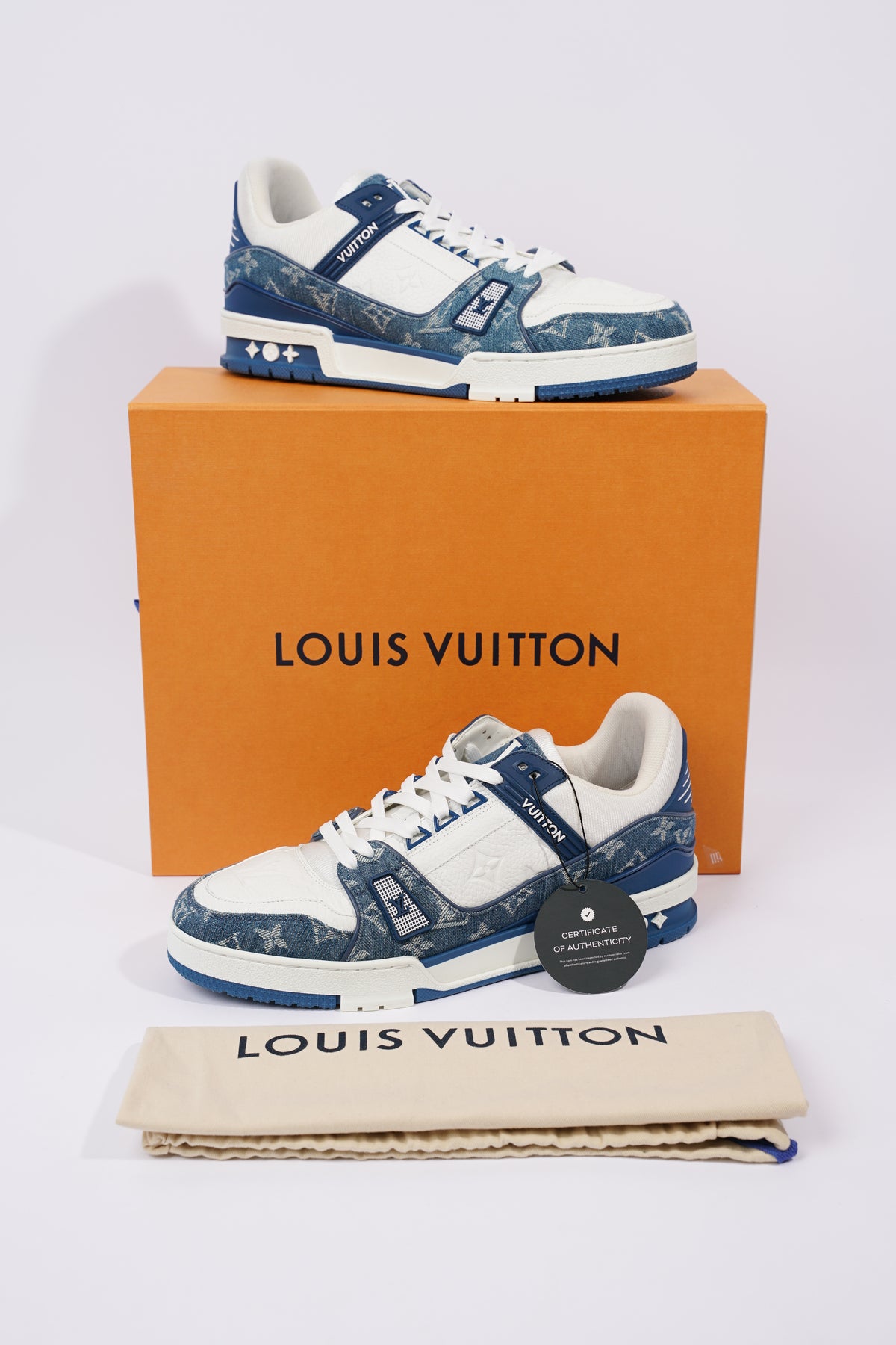 Louis Vuitton Monogram Mens Sneakers, White, 8.5
