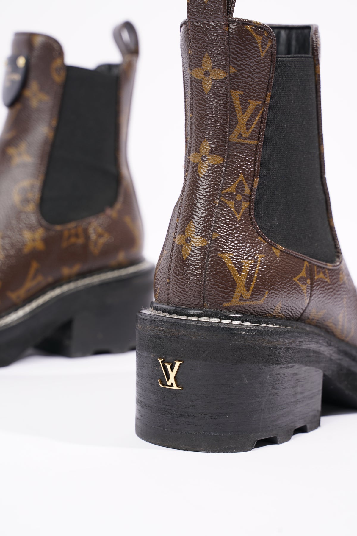 LV BEAUBOURG ANKLE BOOT