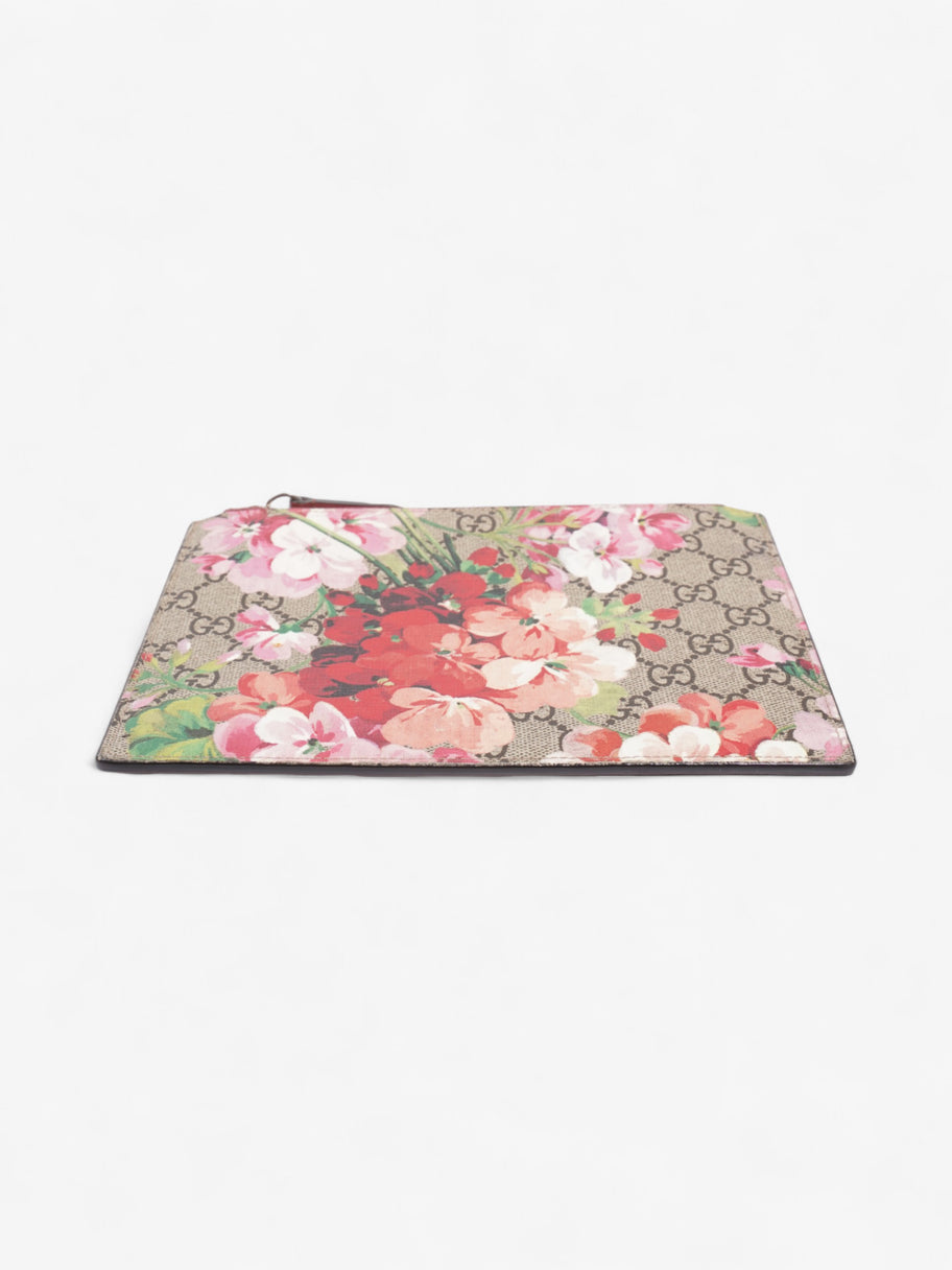 Gucci Blooms Zip Pouch GG Supreme / GG Bloom Coated Canvas Image 3