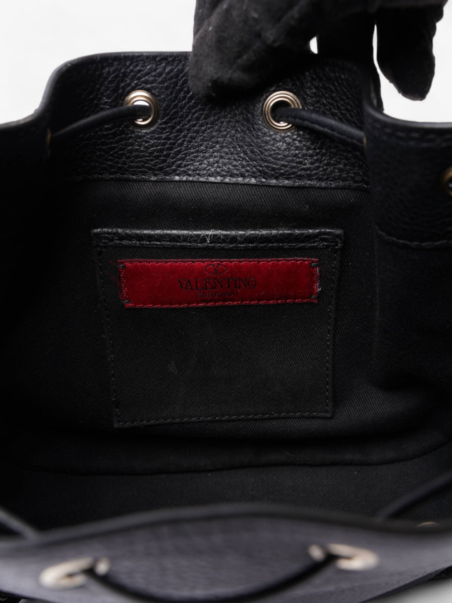 Rockstud Bucket Black Leather Image 10