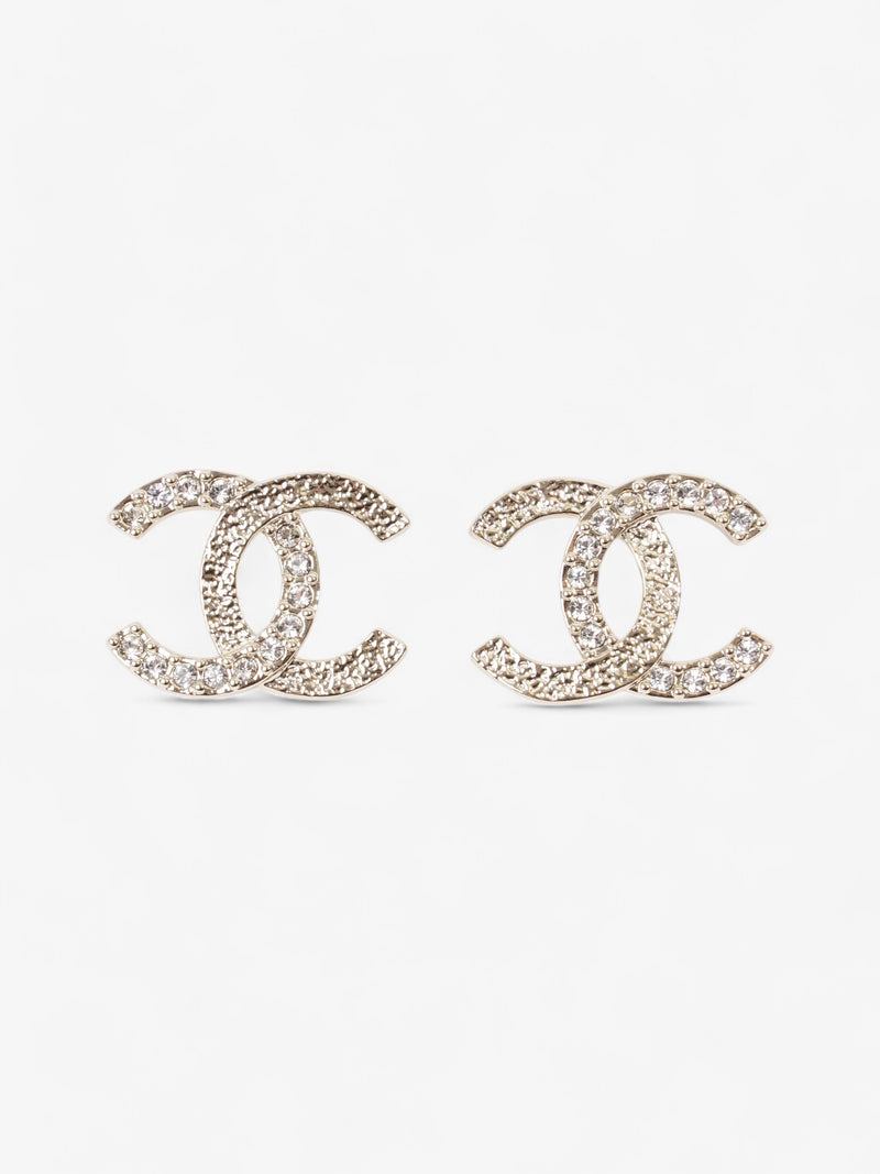  Chanel CC Logo Studs Light Gold / White Base Metal