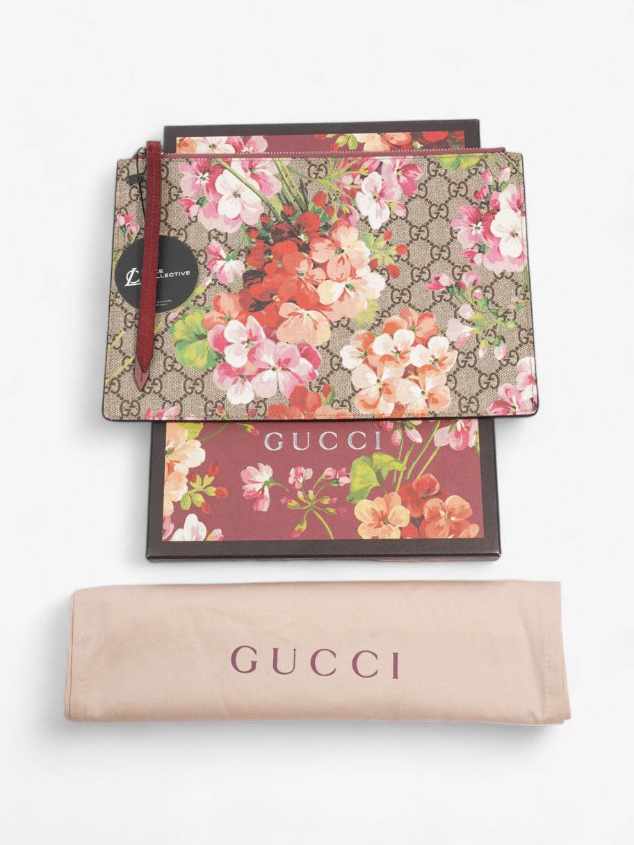 Gucci GG Blooms Clutch Floral GG Supreme Coated Canvas Image 7