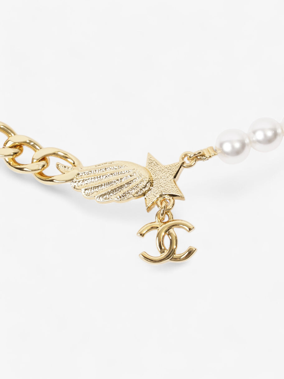 Chanel CC Star Wing Faux Pearl Choker Pearl / Gold Base Metal Image 4