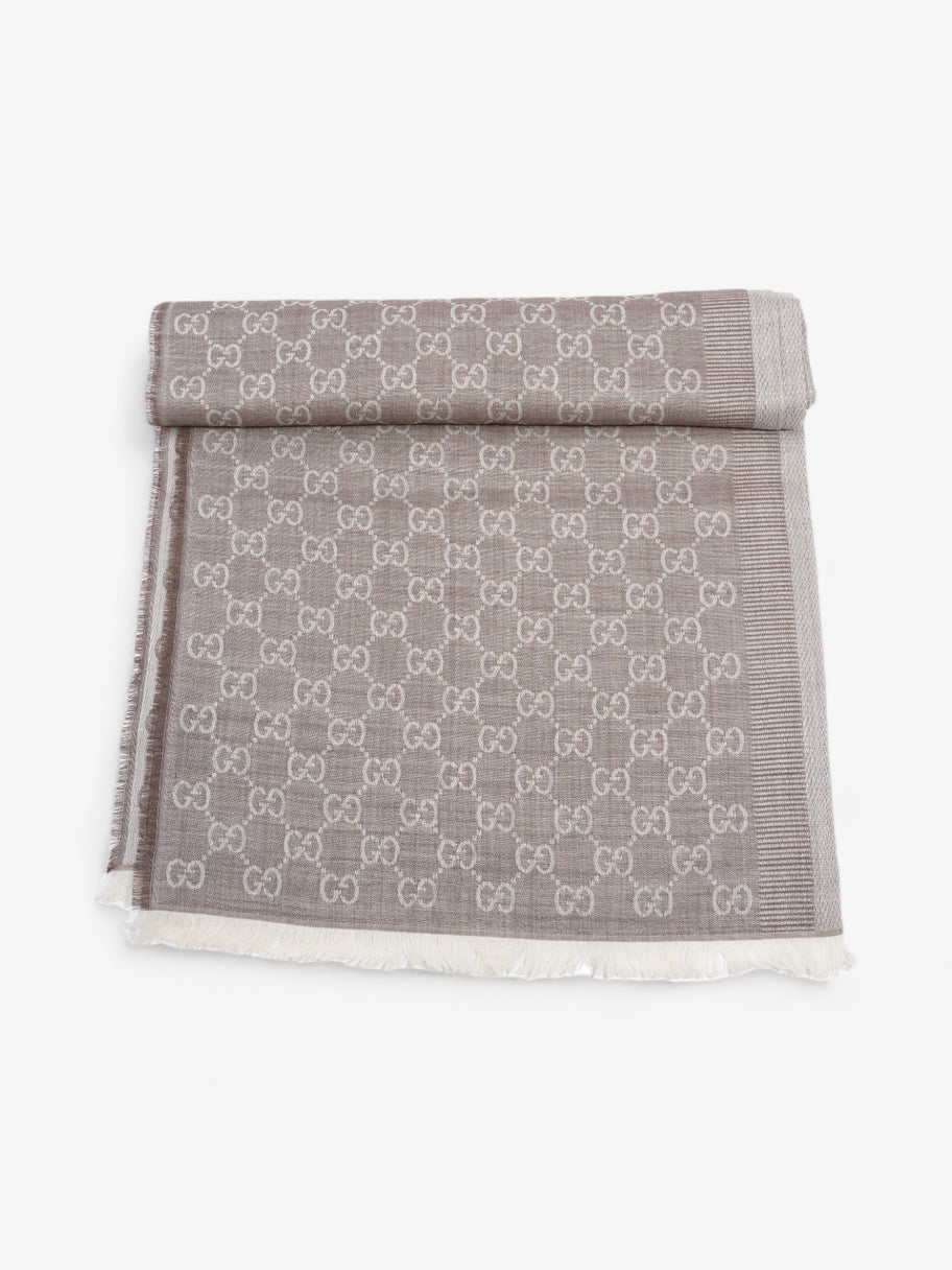 Gucci Beige Gucci scarf Grey GG Supreme Wool Image 4