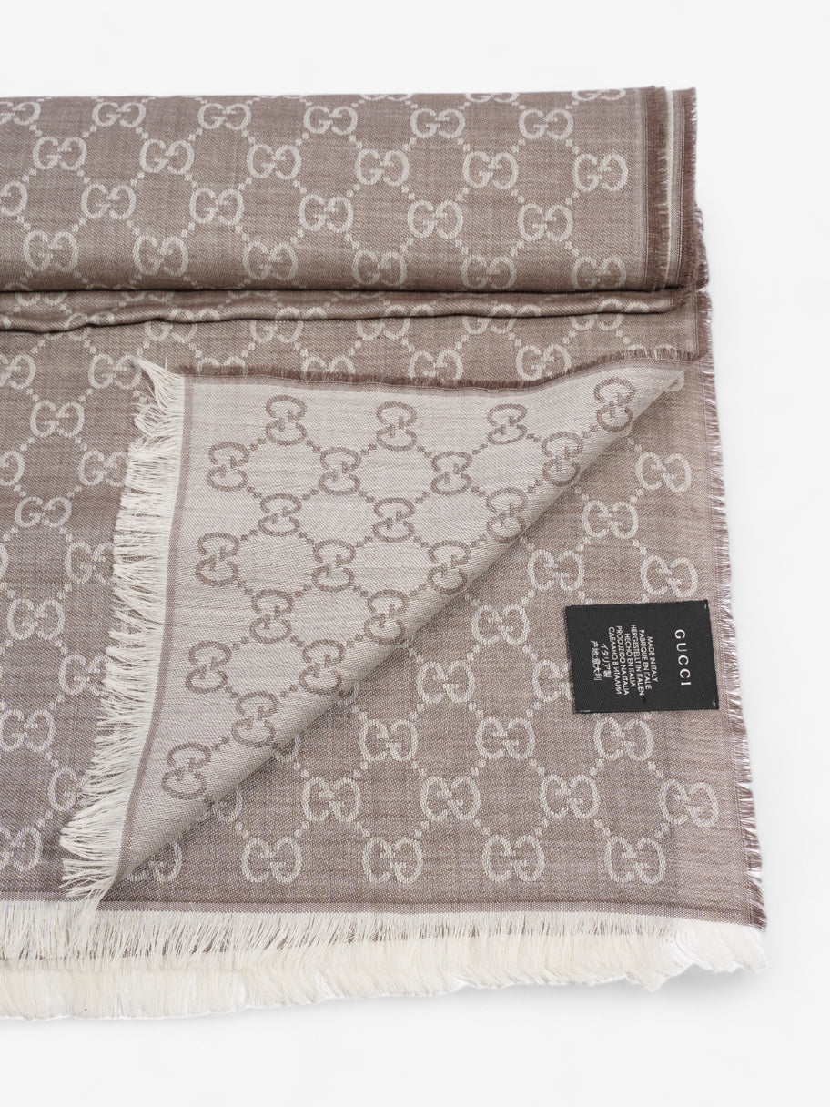 Gucci Beige Gucci scarf Grey GG Supreme Wool Image 5