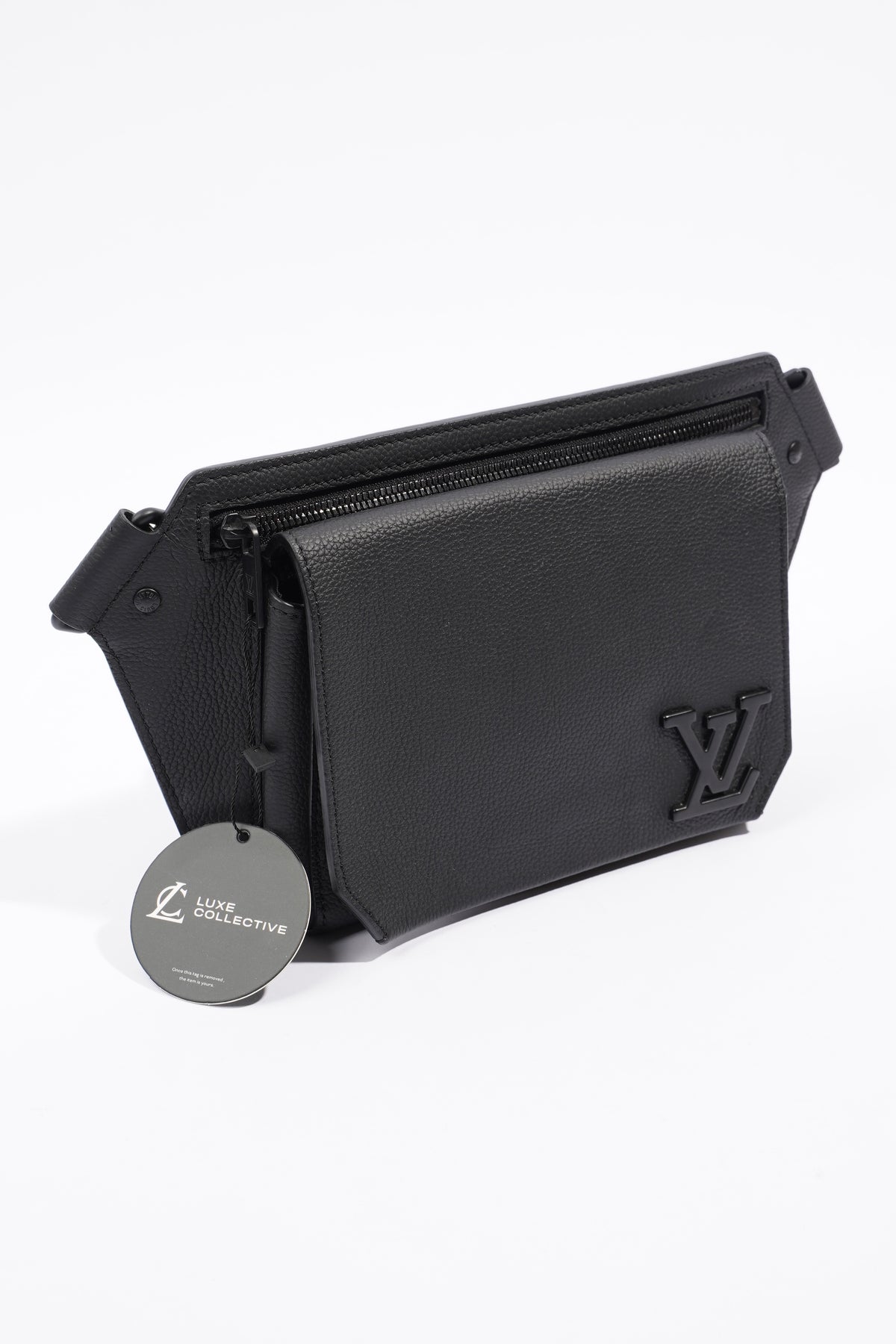Louis Vuitton Aerogram Takeoff Sling Bum Bag Black Leather – Luxe Collective