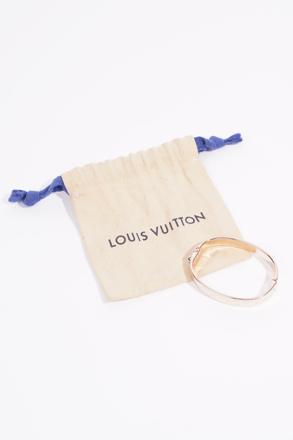 Louis Vuitton Nanogram Bracelet Gold Gold Plated OS – Luxe Collective