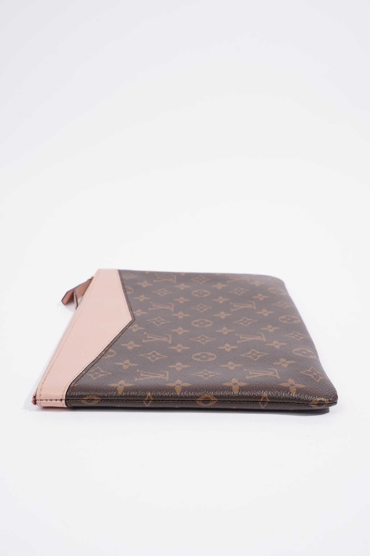 Louis vuitton daily discount pouch