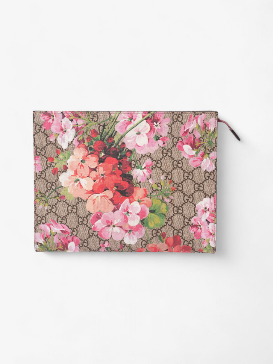 Gucci GG Blooms Pouch GG Supreme / Bloom Coated Canvas Image 1