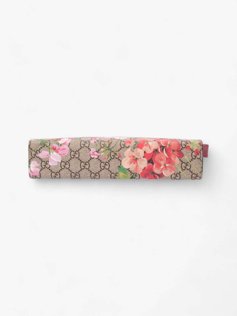 Gucci GG Blooms Pouch GG Supreme / Bloom Coated Canvas Image 6