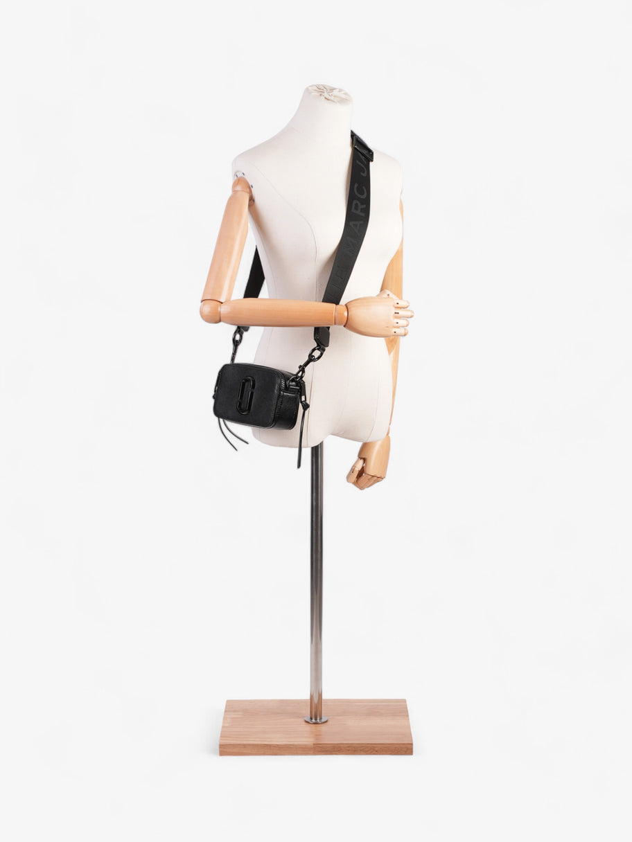 Marc Jacobs The Snapshot Bag Black Leather Image 2