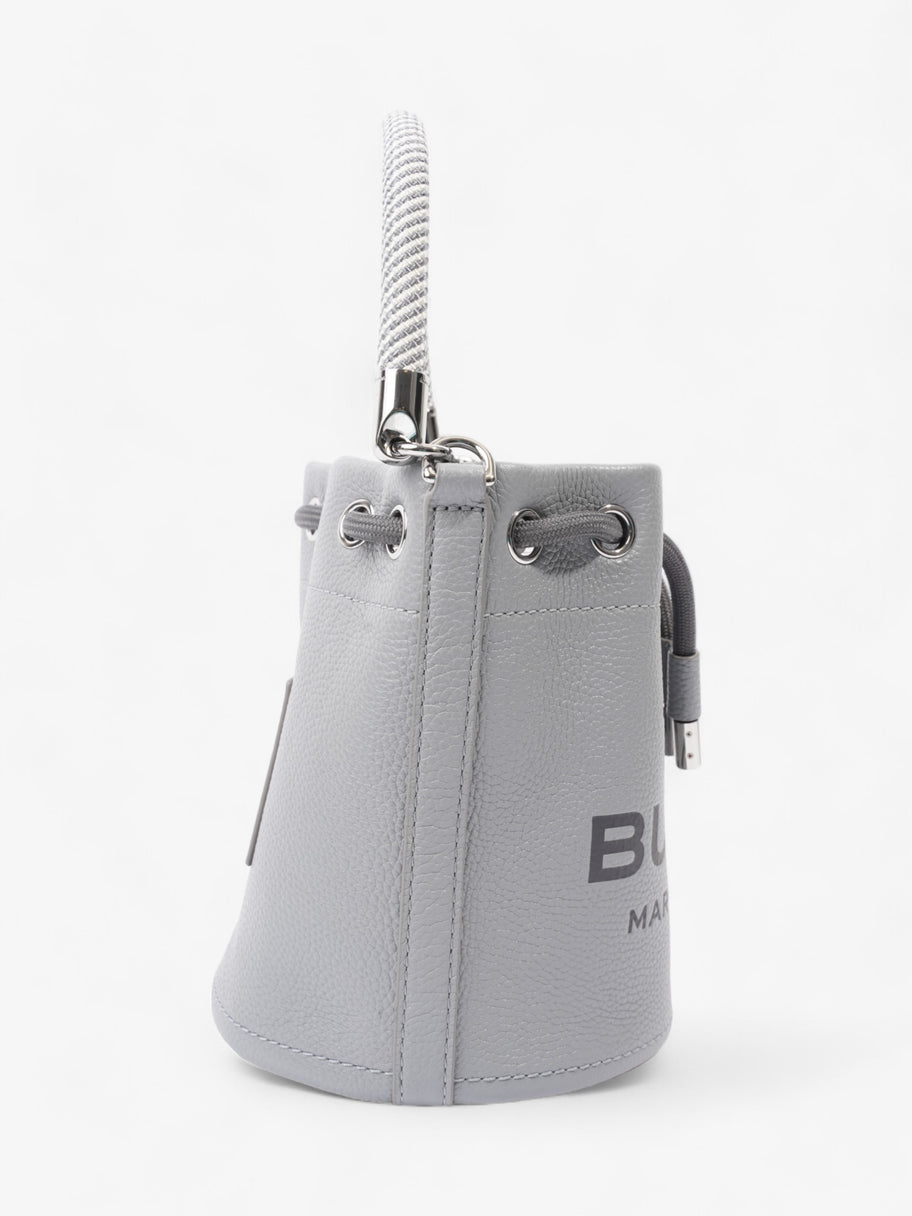 The Bucket Bag Wolf Grey Leather Image 5