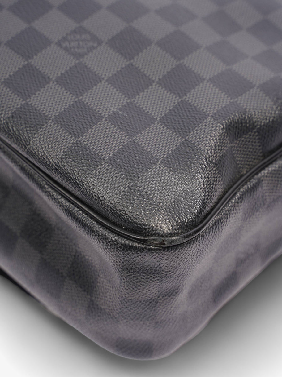 Louis Vuitton Daniel Damier Graphite Canvas MM Image 20