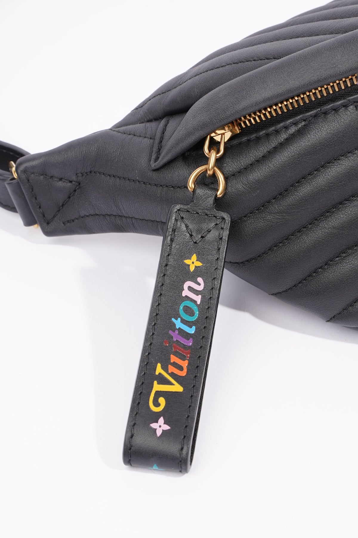 Louis Vuitton New Wave Bum Bag Black Leather – Luxe Collective