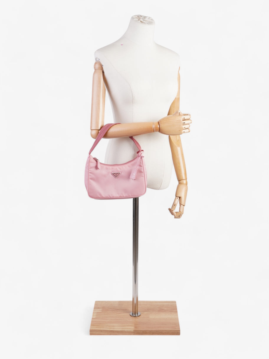 Prada Re-Edition 2000 Baby Pink Nylon Image 2