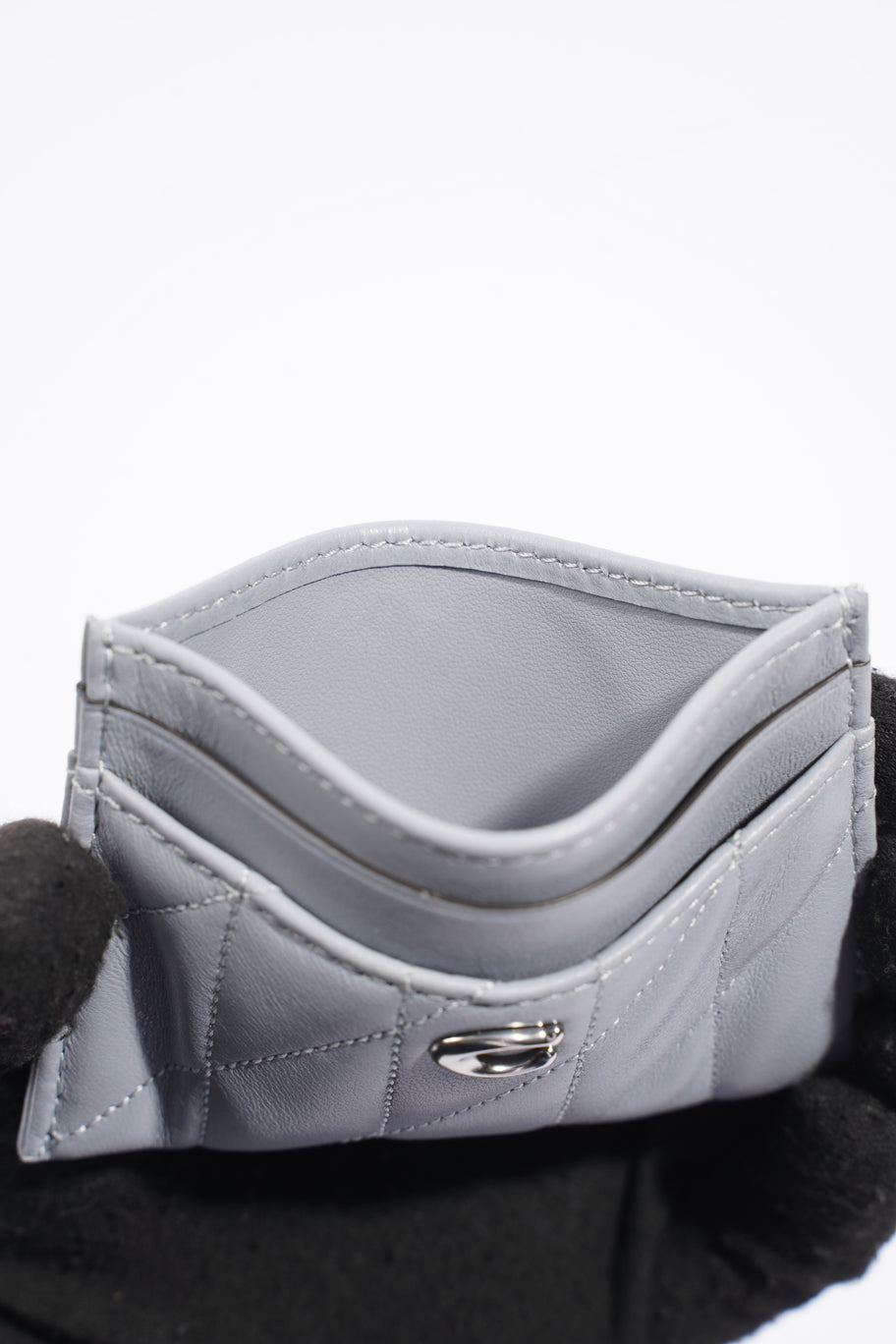 Essential Card Case Grey Lambskin Leather Image 7