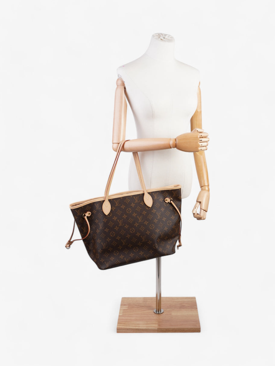 Louis Vuitton Neverfull Monogram Coated Canvas MM Image 2