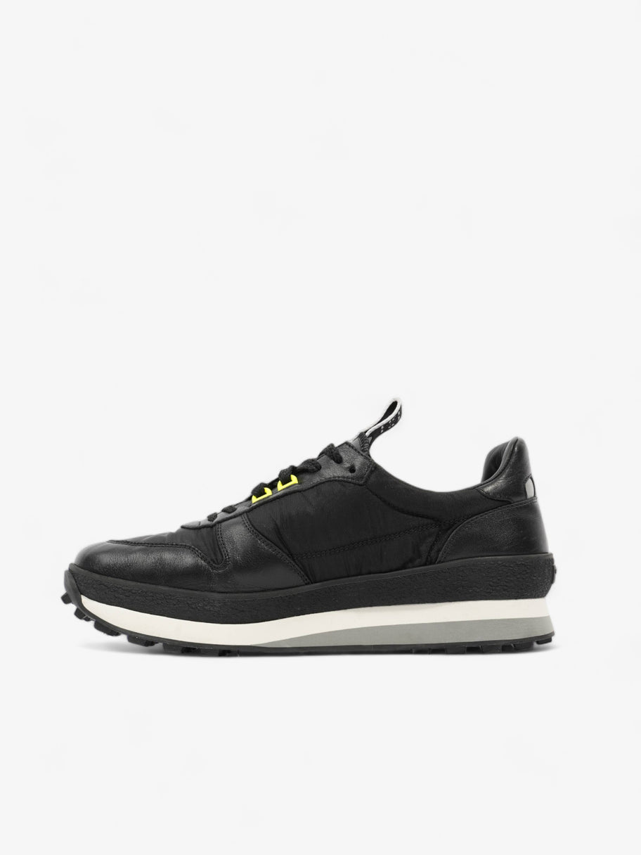 TR3 Runner Black / White Nylon EU 43 UK 9 Image 3