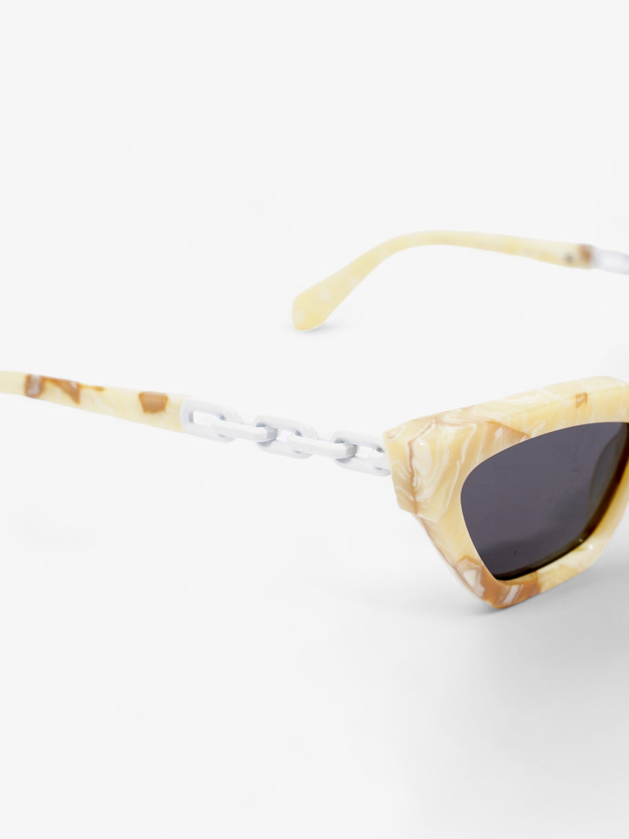 Off White Nina Cat-Eye Sunglasses Yellow Marble Acetate 145mm Image 6