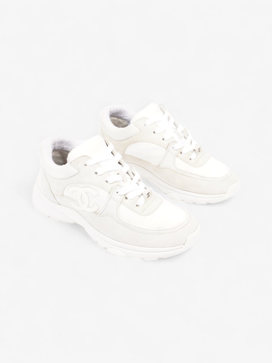 Chanel CC Logo Sneakers  White / Cream Suede EU 37.5 UK 4.5 Image 2