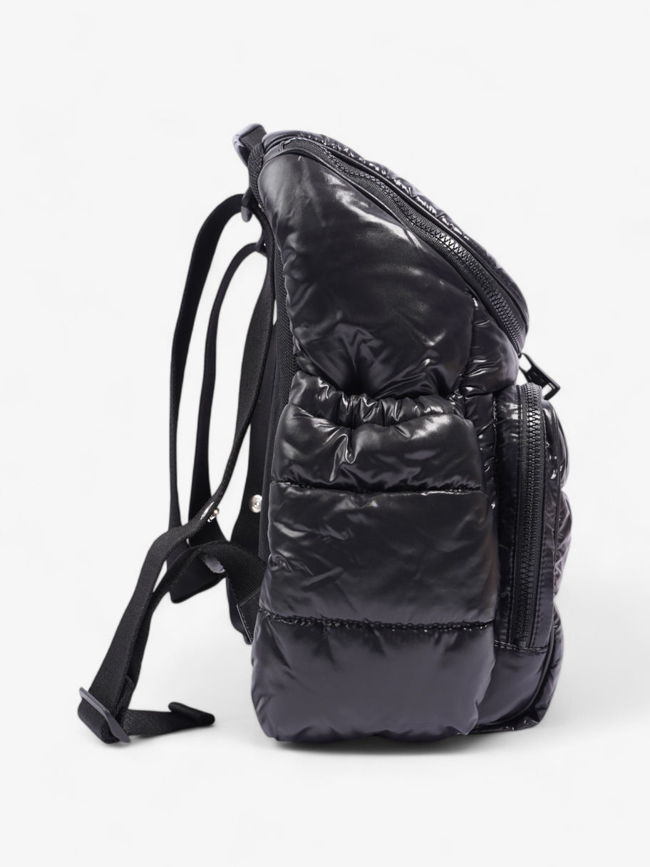 Moncler Mommy Backpack Black / White / Red Polyamide Image 6