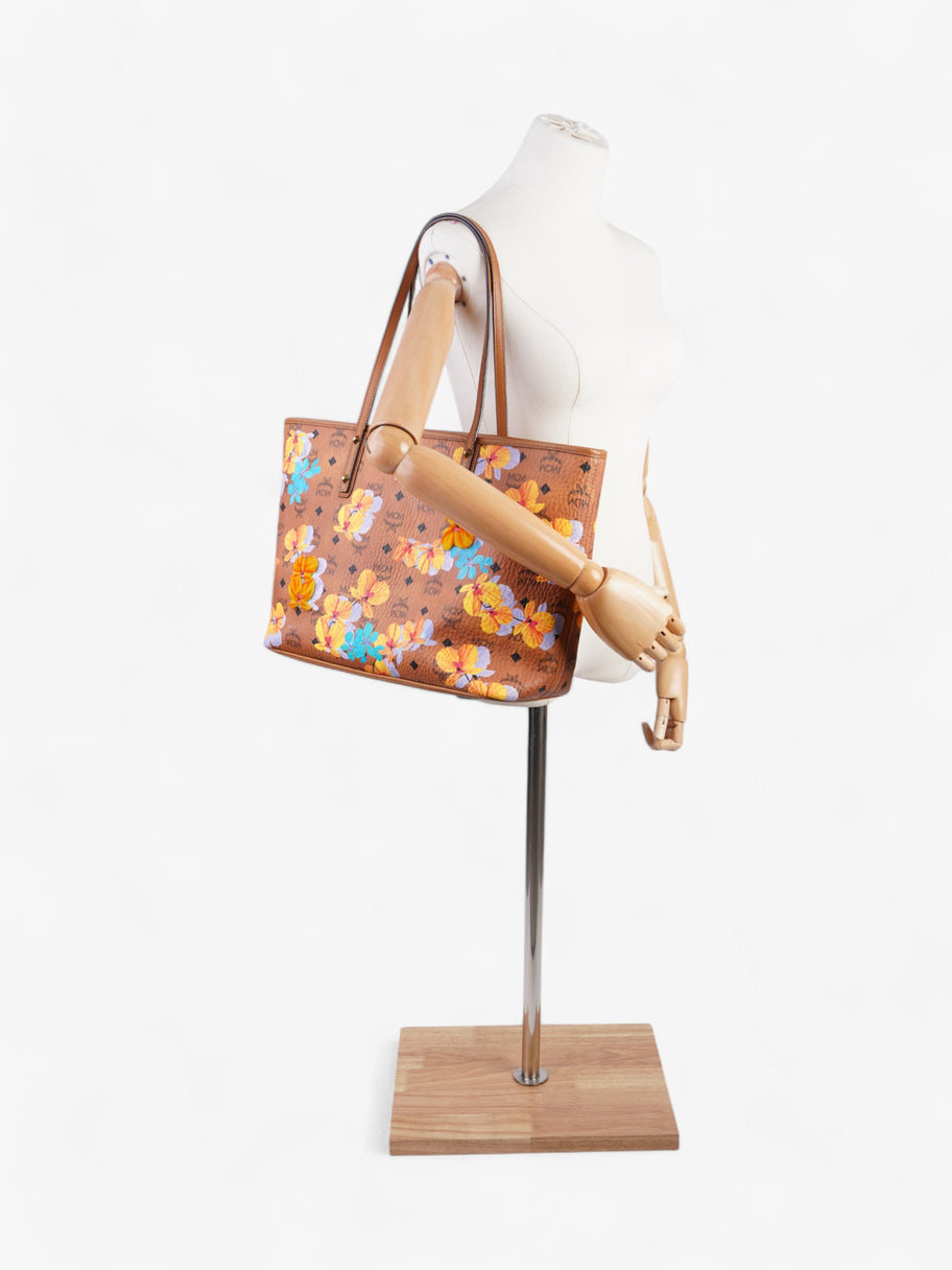 MCM Visetos Floral Print Medium Essential Zip Top Shopper Tote Tan / Multicolour Leather Medium Image 2