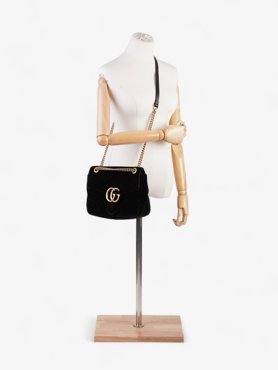 Gucci GG Marmont Flap Black Velvet Medium Image 2